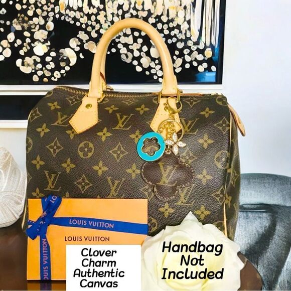 Handmade Puffed Clover Charm - Picture 7 of 8